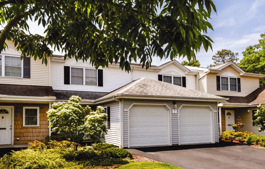 Center Moriches Apartments Mirror Pond Luxury Apartments